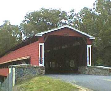 Smith Covered Bridge - DE-02-02. Photo by Sandy Adrion of Pine Hill, New
Jersey.